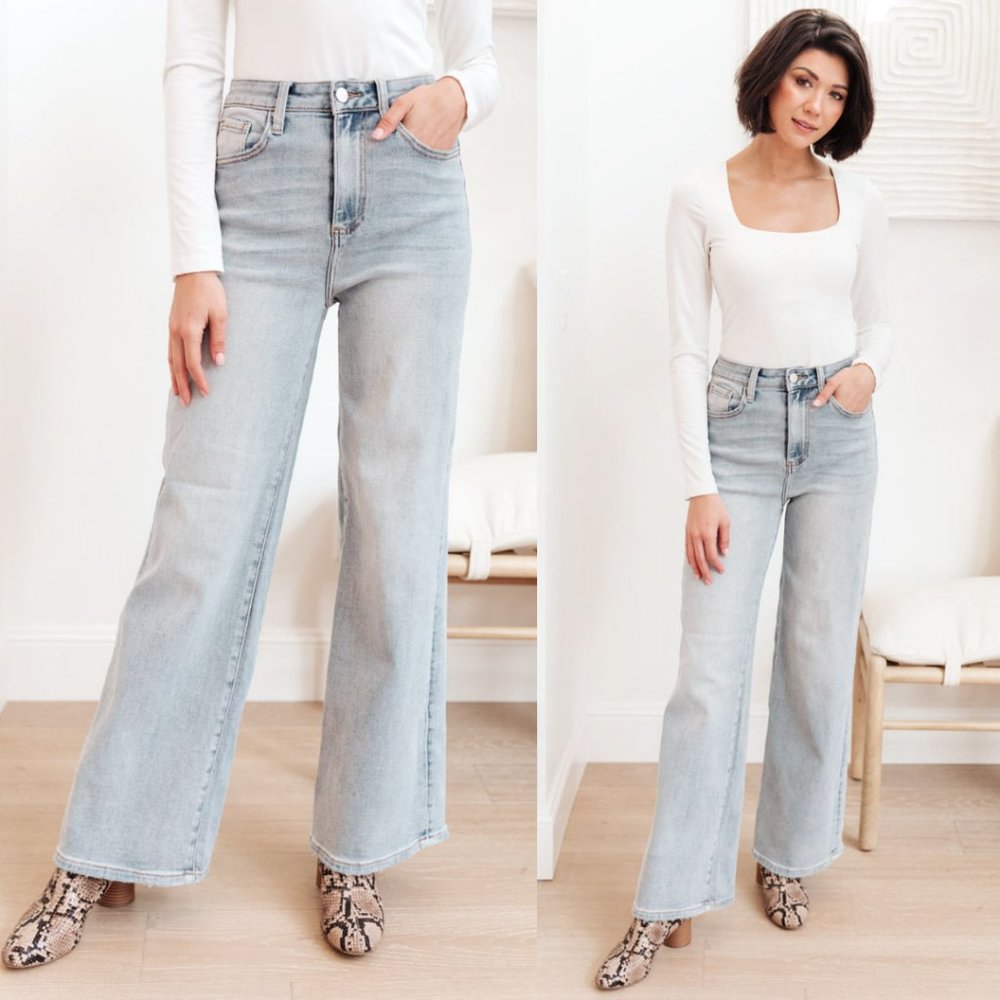 Risen Blissed Out Wide Leg Jeans